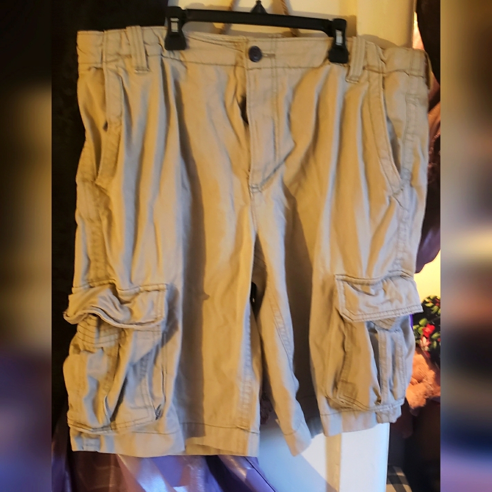 Aeropostale cargo shorts